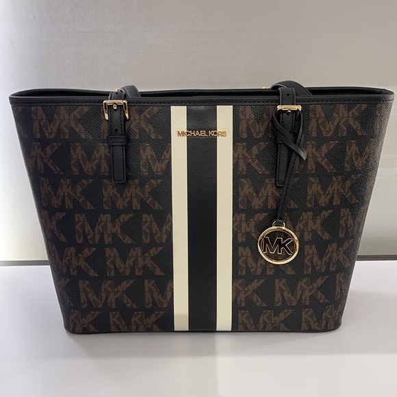 Michael Kors Jet Set Travel Medium Carryall Tote - Picture 16 of 16